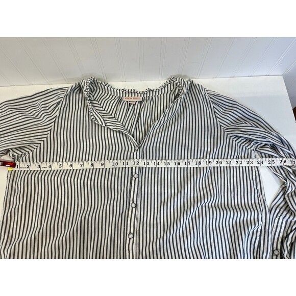 Knox Rose Long sleeve Black/White Pinstrip shirt with Pearl snap buttons Sz XL - Picture 9 of 11
